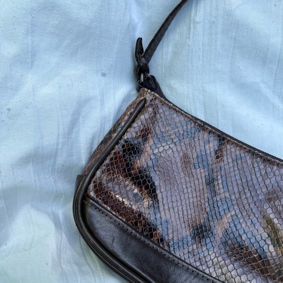Donald J Pliner Vintage Brown Snake Skin Purse - Picture 4 of 10
